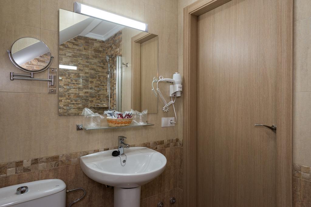 H. Ciudad De Lepe Hotel Ngoại thất bức ảnh